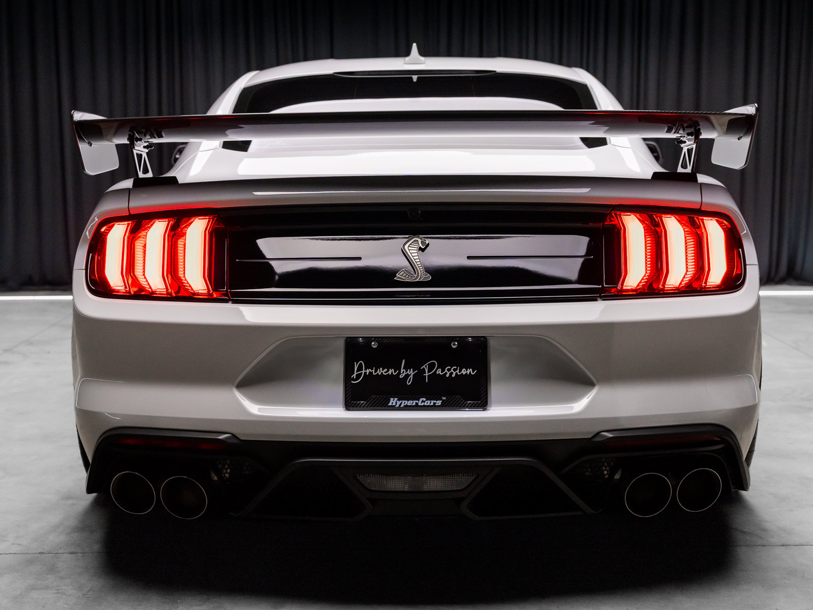 Used 2021 Ford Mustang Shelby GT500 w/ Carbon Fiber Track Pack RWD image 37