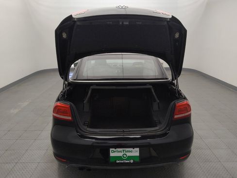 Used 2015 Volkswagen Eos Executive FWD image 29