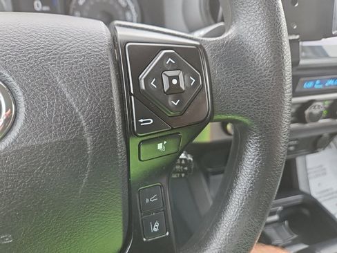 Used 2022 Toyota Tacoma SR image 25
