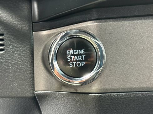 Used 2019 Toyota Tacoma TRD Off-Road w/ Technology Package RWD image 23