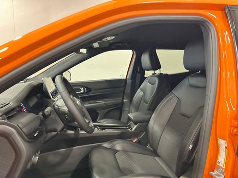 New 2026 Jeep Compass Latitude image 16