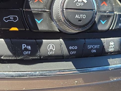 Used 2016 Jeep Grand Cherokee Limited AWD/4WD image 19