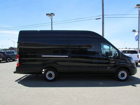 Used 2023 Ford Transit 250 148 High Roof Extended w/ Load Area Protection Package RWD image 6