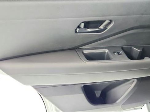 New 2025 Nissan Pathfinder SV image 23