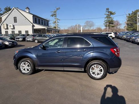 Used 2017 Chevrolet Equinox LT w/ Convenience Package image 8
