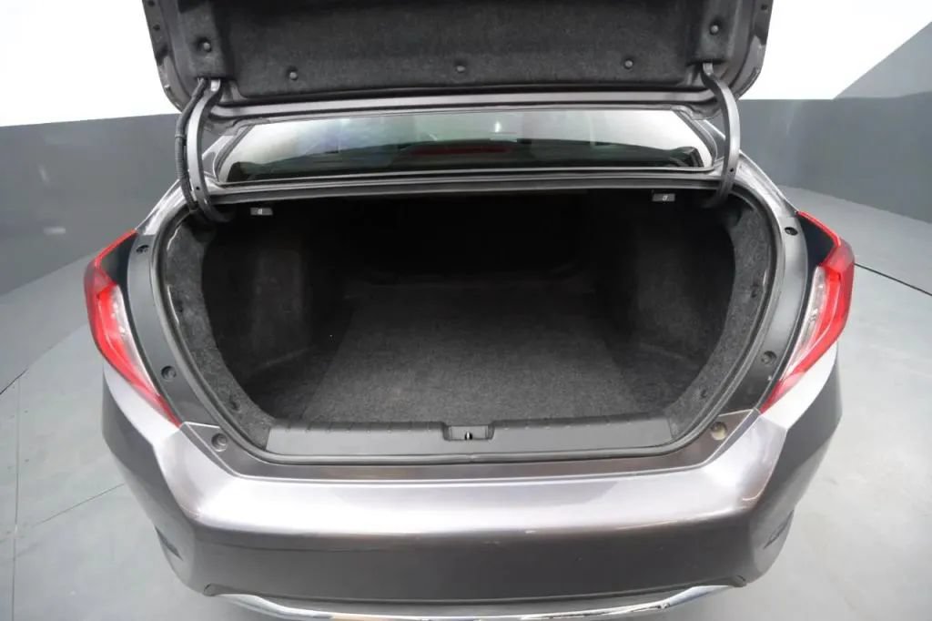 Used 2021 Honda Civic EX-L image 45