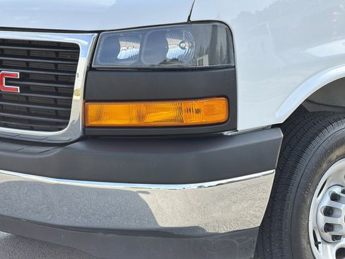 Used 2024 GMC Savana 2500 w/ Driver Convenience Package RWD image 8