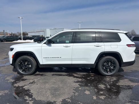 New 2026 Jeep Grand Cherokee L 4WD image 4