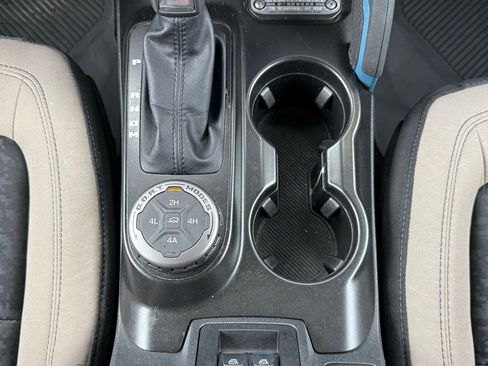 Used 2022 Ford Bronco Wildtrak AWD/4WD image 21