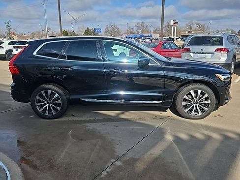 Used 2023 Volvo XC60 B5 Plus image 4