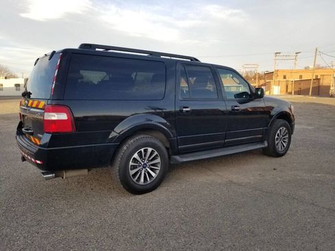 Used 2016 Ford Expedition EL XLT image 3