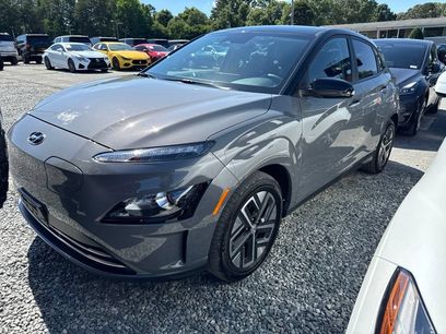 Used 2023 Hyundai Kona SE w/ Cargo Package