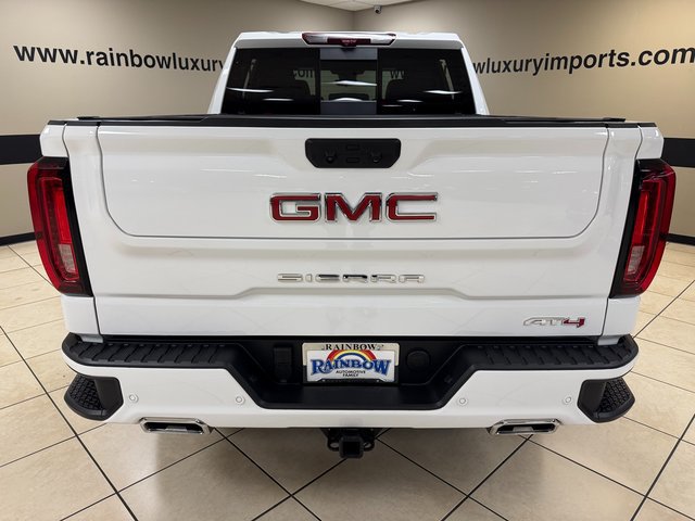 Used 2025 GMC Sierra 1500 AT4 w/ AT4 Premium Package AWD/4WD image 5