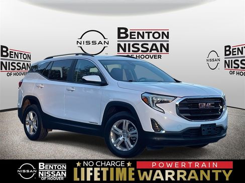 Used 2021 GMC Terrain SLE w/ Driver Convenience Package image 1