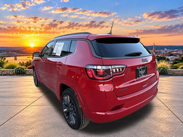 Used 2022 Jeep Compass Limited AWD/4WD image 7
