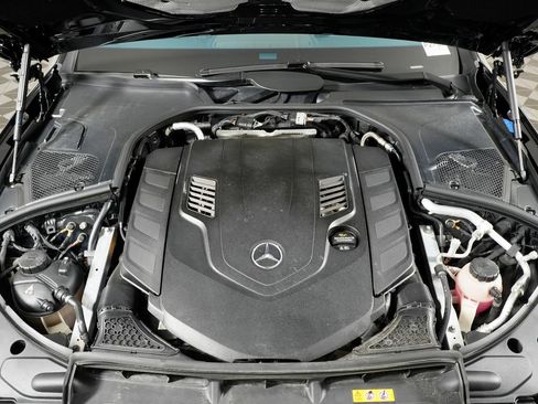 Used 2025 Mercedes-Benz S 580 4MATIC Sedan image 38