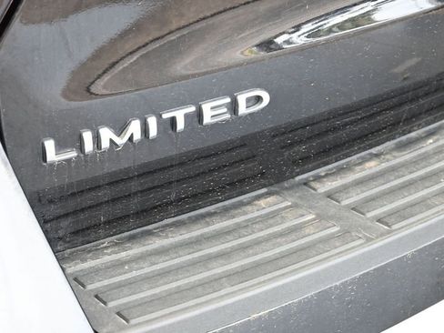 Used 2024 Ford Expedition Limited AWD/4WD image 13