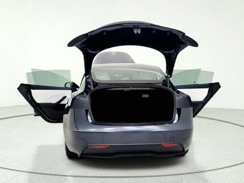 Used 2025 Tesla Model 3 Long Range RWD image 17
