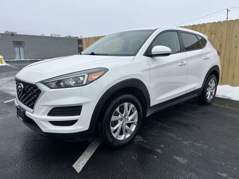 Used 2019 Hyundai Tucson SE image 3