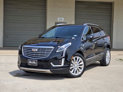 Used 2017 Cadillac XT5 Platinum w/ Driver Assist Package