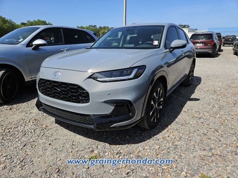 Certified 2026 Honda HR-V EX-L image 2