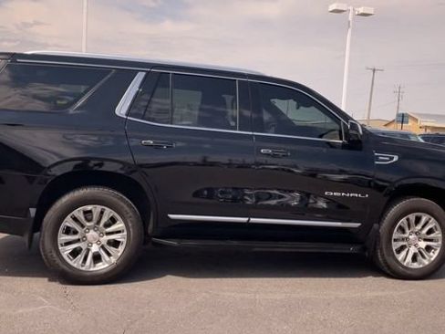 Used 2024 GMC Yukon Denali AWD/4WD image 2