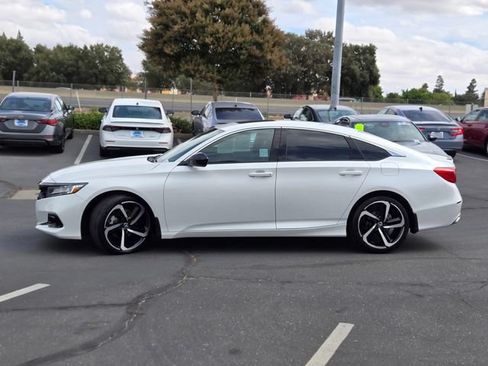 Used 2022 Honda Accord Sport image 7