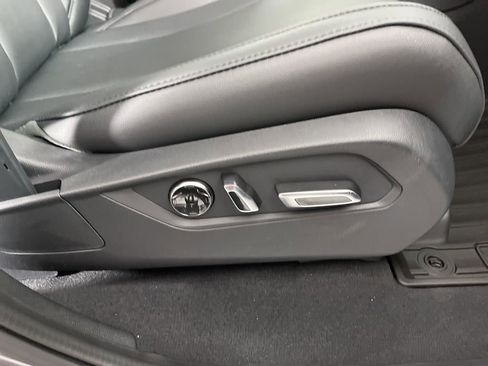 New 2026 Acura MDX SH-AWD image 7