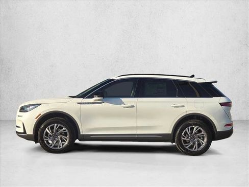 New 2026 Lincoln Corsair Premiere image 8