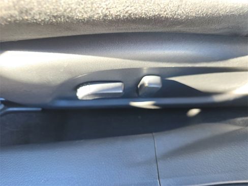 Used 2015 Nissan Altima 2.5 S w/ Power Driver Seat Package image 18