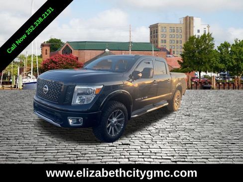 Used 2019 Nissan Titan PRO-4X w/ Pro-4x Convenience Package image 1