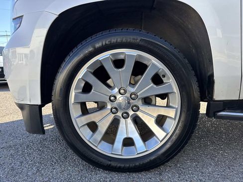 Used 2019 Chevrolet Tahoe Premier image 5