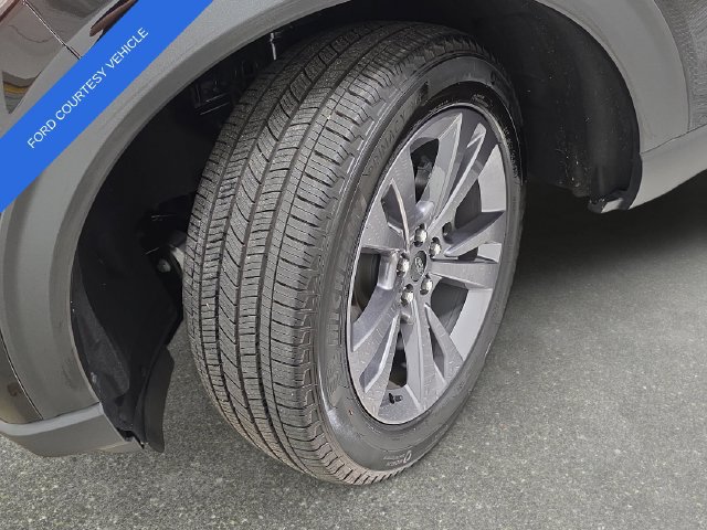 Used 2026 Ford Explorer Active w/ Active Comfort Package AWD/4WD image 30