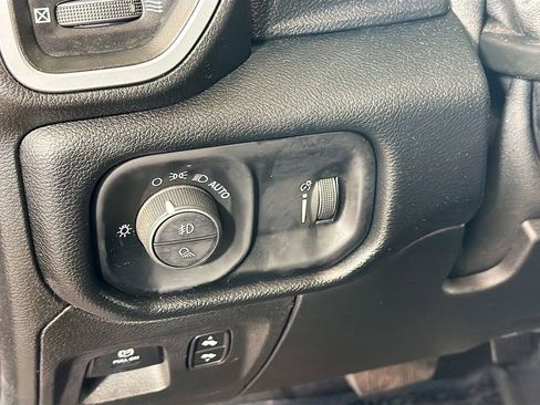 Used 2021 RAM 1500 Big Horn AWD/4WD image 13