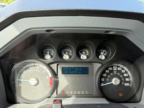 Used 2016 Ford F250 XL w/ Power Equipment Group AWD/4WD image 10