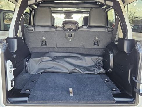 Used 2025 Jeep Wrangler Unlimited Rubicon 392 image 27