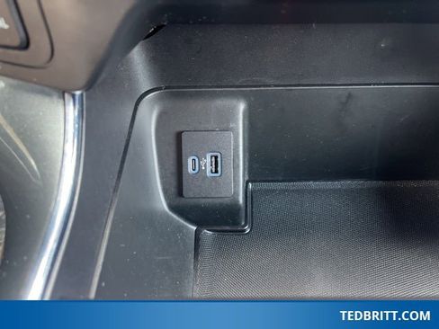 Certified 2022 Ford F150 XLT w/ Equipment Group 302A High image 34