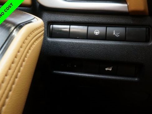 Used 2022 Nissan Rogue Platinum w/ Head-Up Display Package image 27