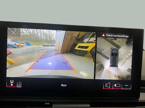 Used 2021 Audi Q5 2.0T Premium Plus image 18