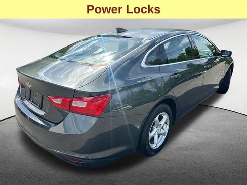 Used 2017 Chevrolet Malibu LS FWD image 10