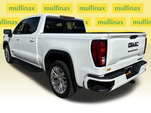 Used 2020 GMC Sierra 1500 Elevation w/ Elevation Value Package image 8