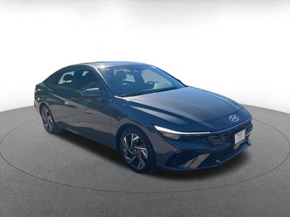 Used 2025 Hyundai Elantra SEL