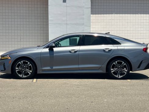 Used 2021 Kia K5 EX FWD image 9