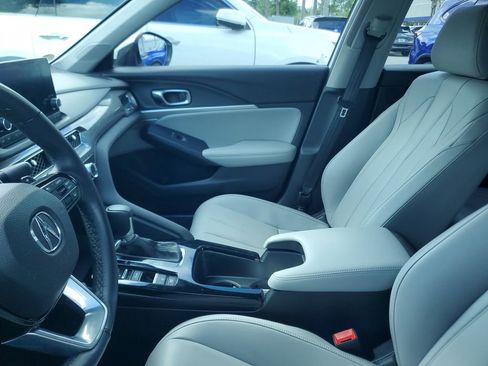 Used 2023 Acura Integra image 5