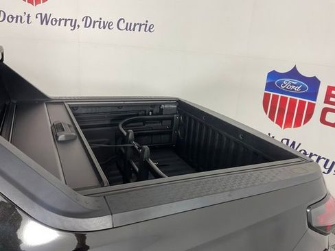 Used 2022 Hyundai Santa Cruz Limited image 11