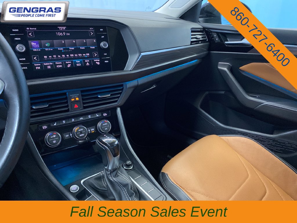 Used 2024 Volkswagen Jetta SEL FWD image 14