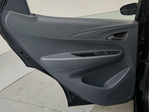 Used 2020 Chevrolet Bolt LT FWD image 22