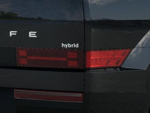 Used 2026 Hyundai Santa Fe SEL FWD image 10