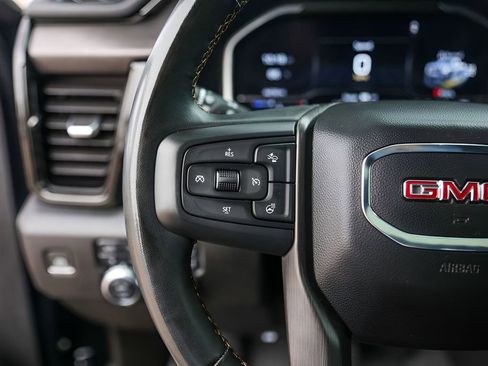 Used 2024 GMC Sierra 2500 AT4 w/ AT4 Premium Plus Package image 17