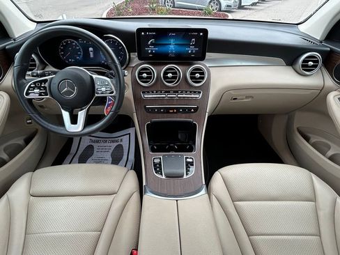 Used 2022 Mercedes-Benz GLC 300 image 10